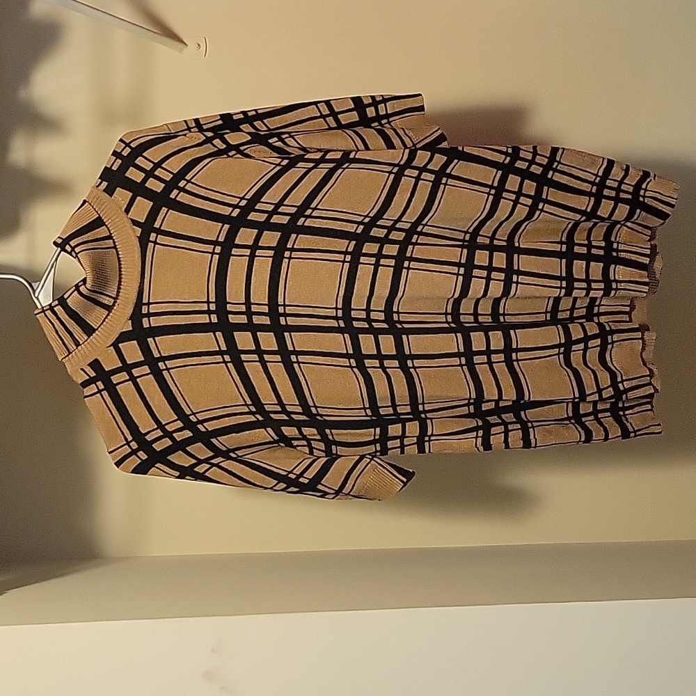 Plaid short-sleeved turtleneck sweater